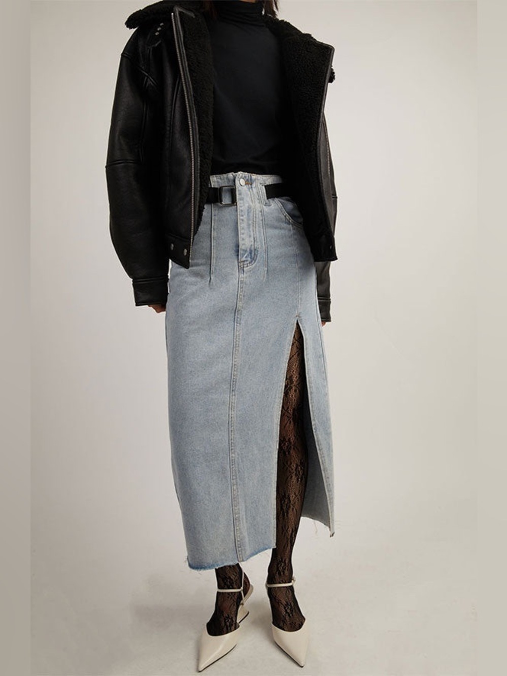 OAK + FORT Denim Midi Skirt with Belt
Size L Minimalist Capsule Wardrobe Neutral